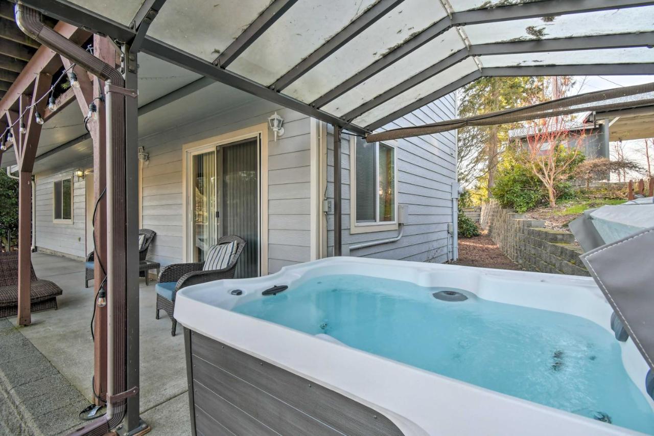 The Peacock House - Waterfront Home With Hot Tub! Olympia Εξωτερικό φωτογραφία